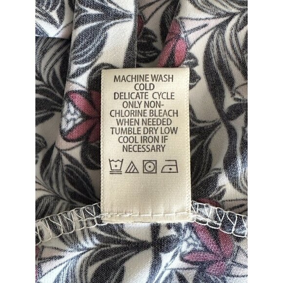 Max Studio Black Red White Floral Round Neck 3/4Sleeve Pleated Pullover Dress XS - Picture 10 of 10